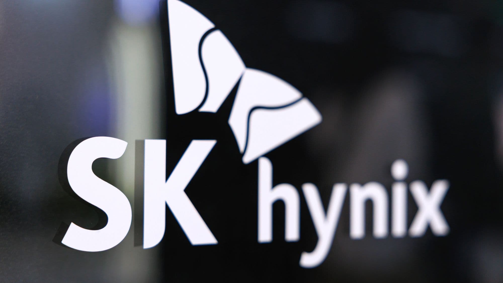 SK hynix overtakes Samsung as South Korea's most valuable company on HBM demand