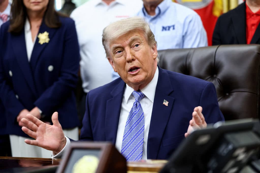 Trump's $1.8 Billion Anti-Weaponization Fund Stalls ICE Funding in Senate GOP Revolt