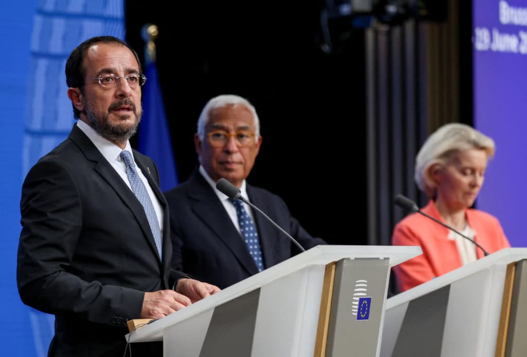 EU leaders divided over Kremlin back-channel as Ukraine summit exposes splits on Russia strategy