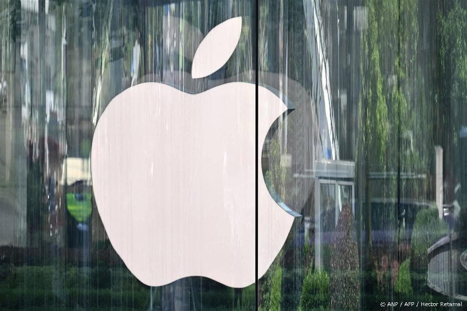 UK tribunal rules Apple abused dominant position with 'exorbitant' App Store commissions