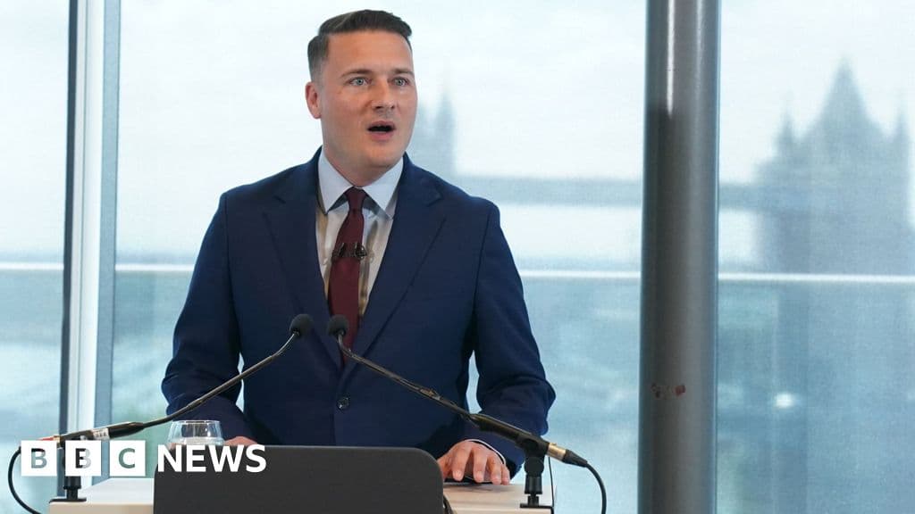 UK Labour's Streeting Signals Readiness to Trigger Leadership Contest Against Starmer